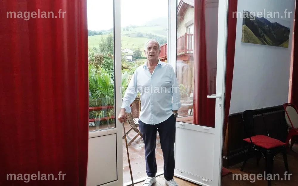 Antoine Mesnier : L'histoire de son épouse et les défis de la vie commune