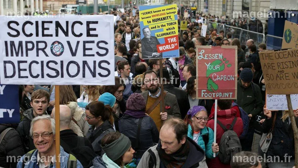 March for Science: Thousands in London join global protest - BBC News