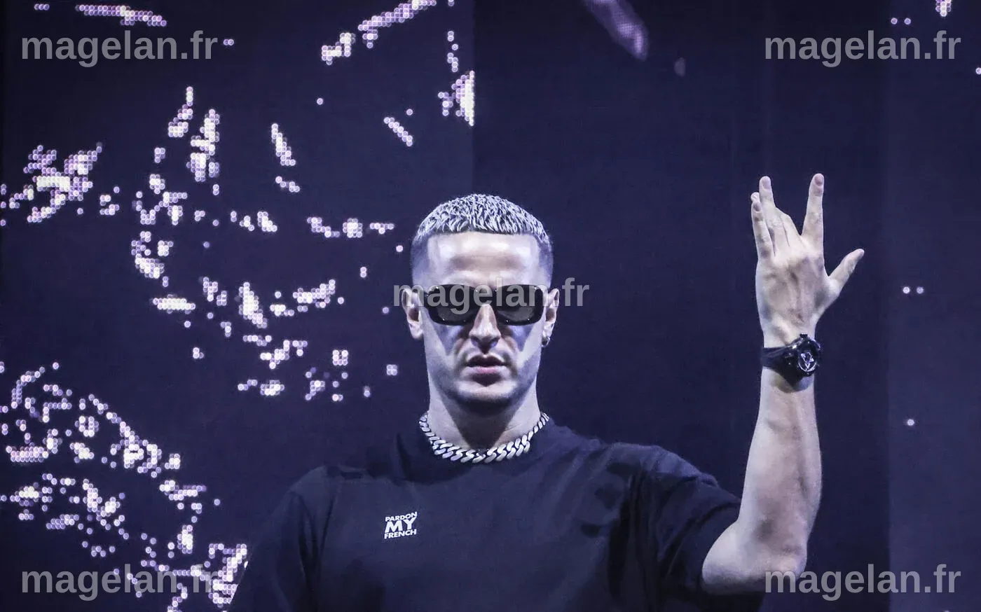 « J’ai une photo de lui sans lunettes » : les fans de DJ Snake en folie ...