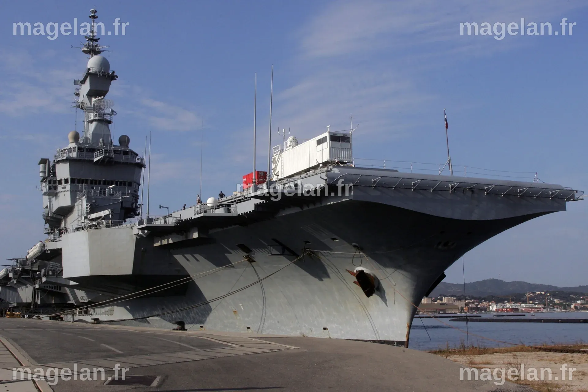 REPORTAGE - À bord du porte-avions Charles de Gaulle, au cœur de la ...