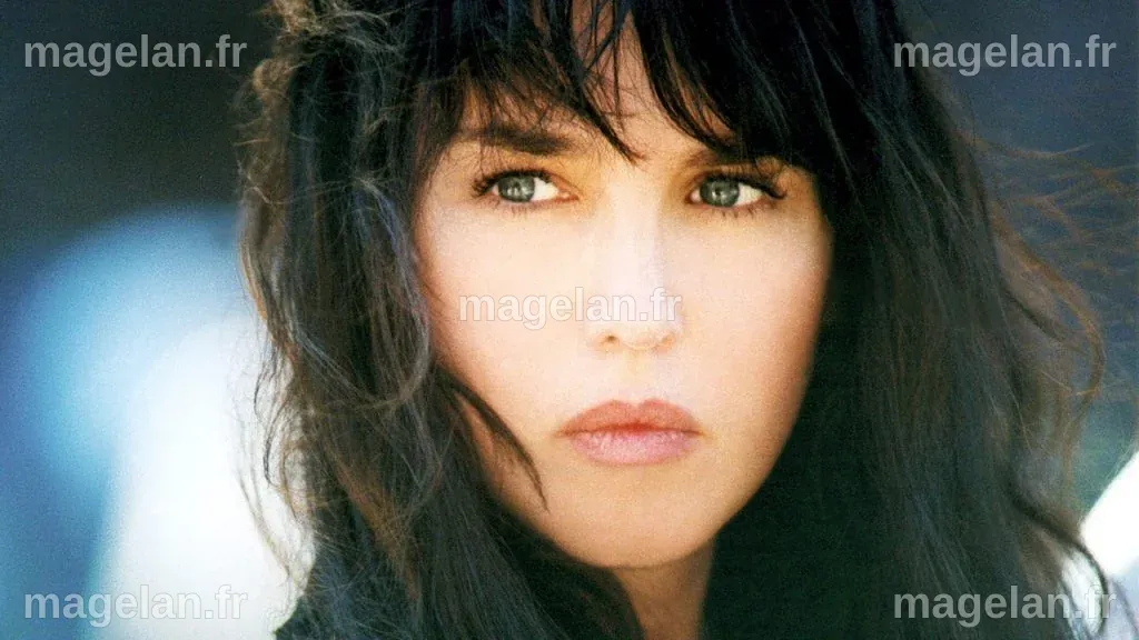Isabelle Adjani appelle les hommes à se lever pour défendre les droits des femmes aux César