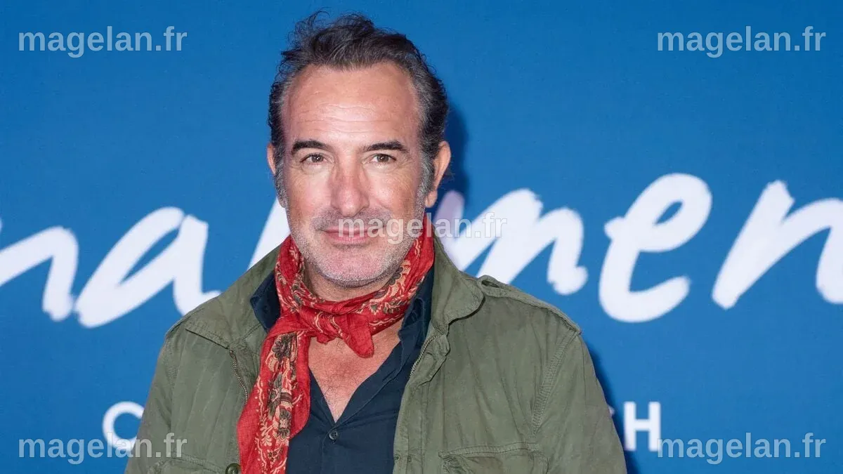 Jean Dujardin ému aux obsèques de Bruno Salomone : un dernier hommage poignant