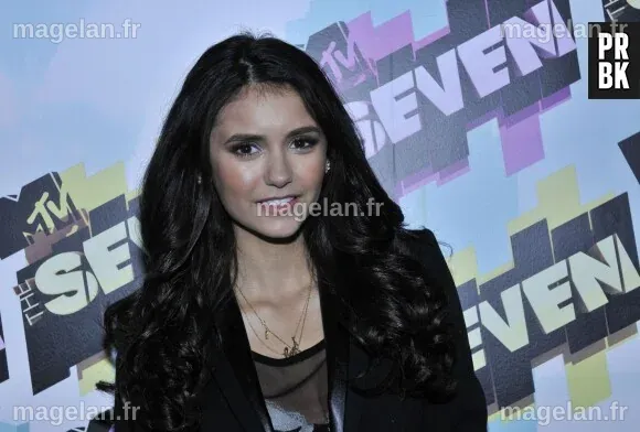 L'évolution de Nina Dobrev : De l'enfance à la célébrité