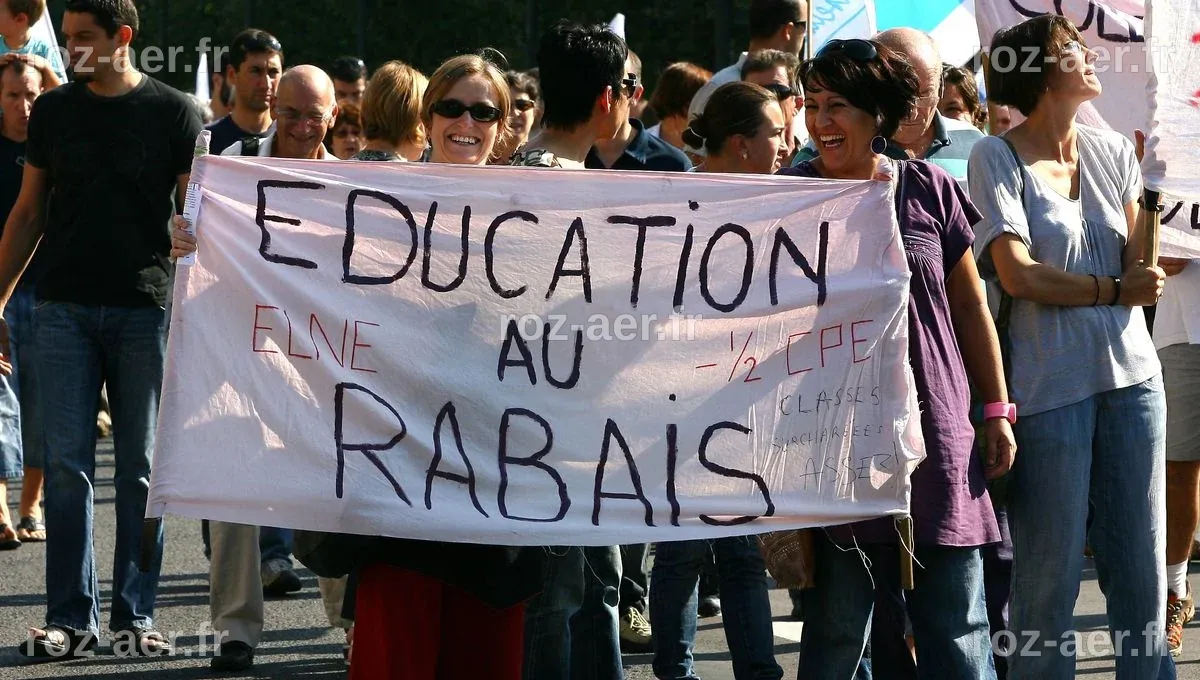 Les enseignants mayennais appelés à se mobiliser contre les ...