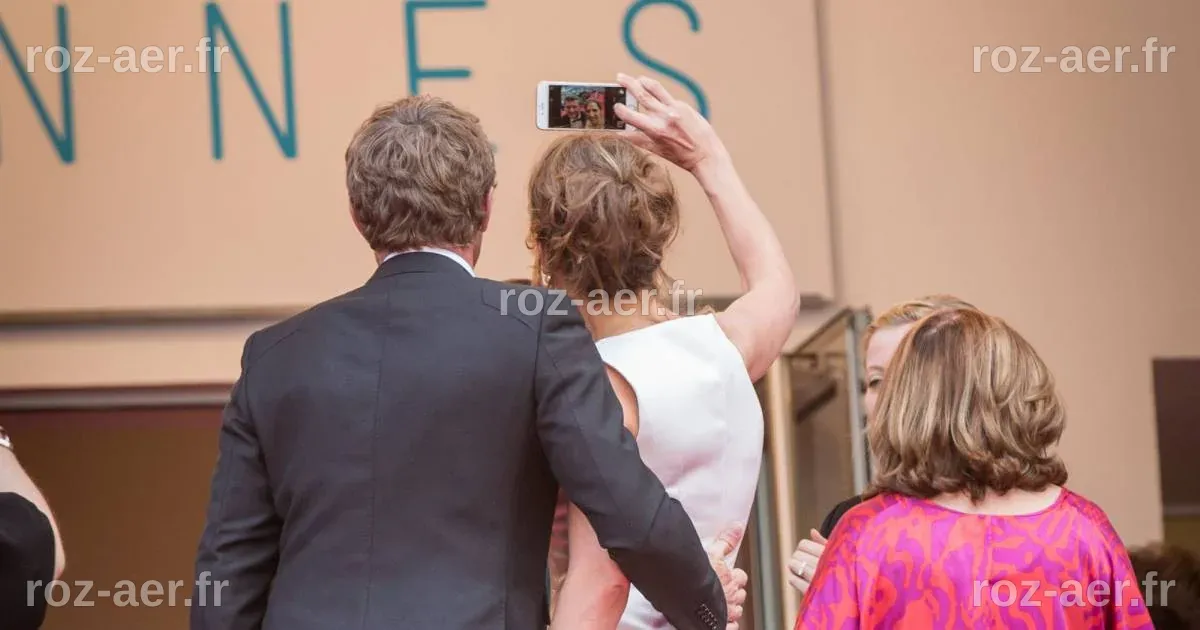 Maud Fontenoy et son compagnon Alban Michon (selfie) - Montée des ...