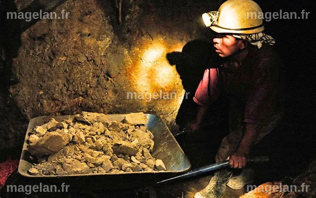163 milliards d’euros en or pur : 75 ans plus tard, la Chine signe la ...