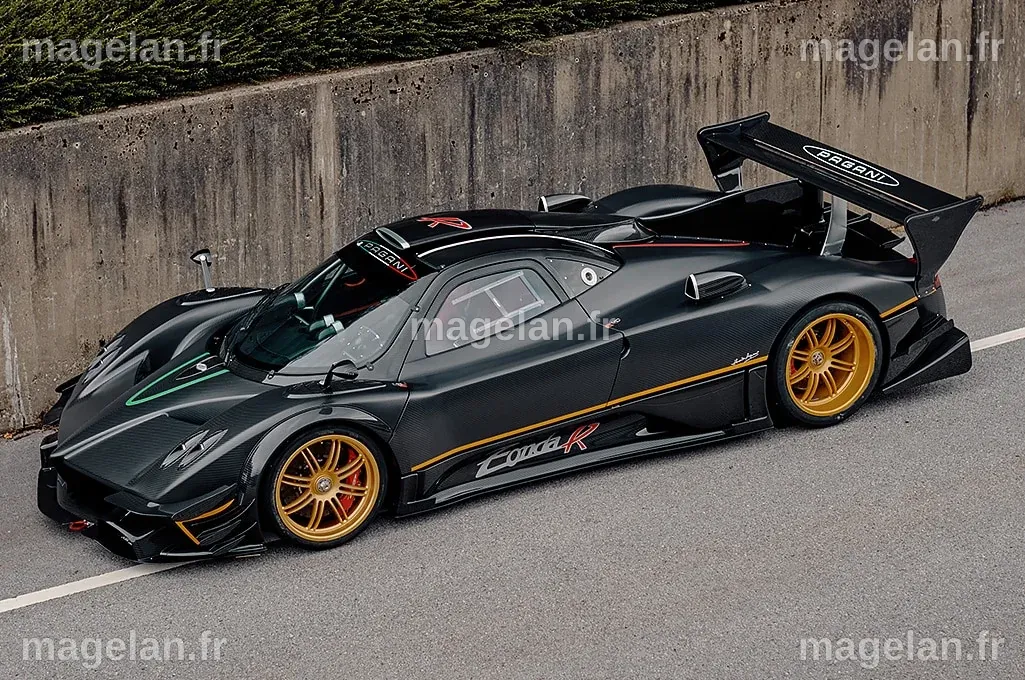 2010 Pagani Zonda R Evolution | GearMoose