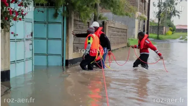 Des milliers d'habitants évacués en raison des inondations à Oahu menaçant un barrage