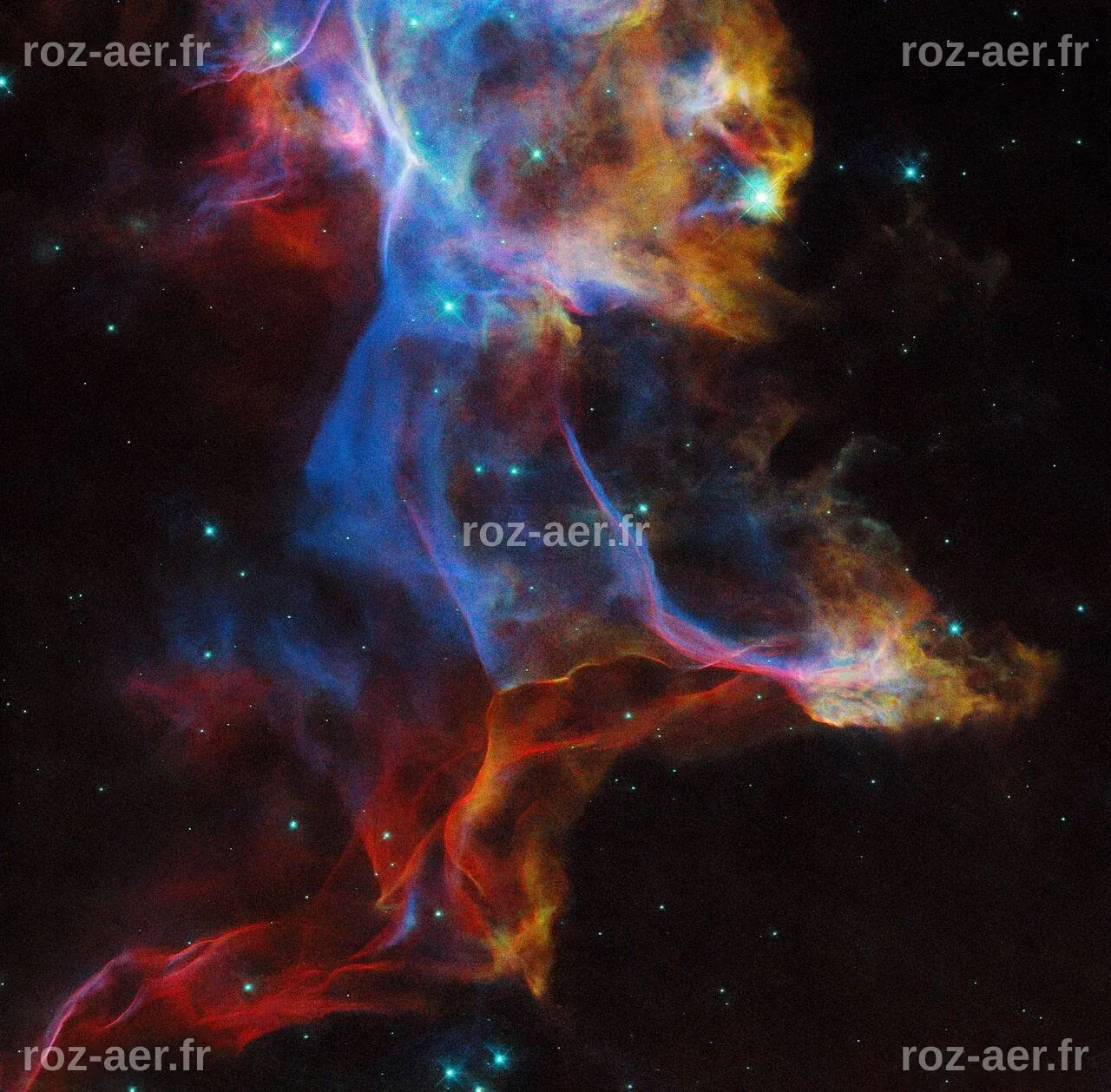 Une belle image de Hubble montre les superbes couleurs de la nébuleuse ...