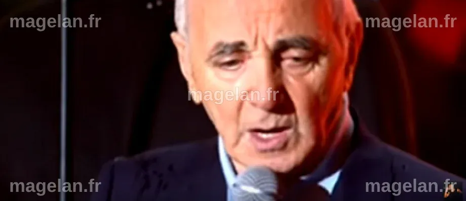 Le fils de Charles Aznavour, Mischa, sort du silence et livre un ...