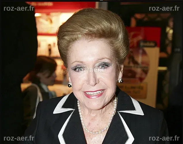 Mary Higgins Clark : Une vie marquée par la mort ! - Public