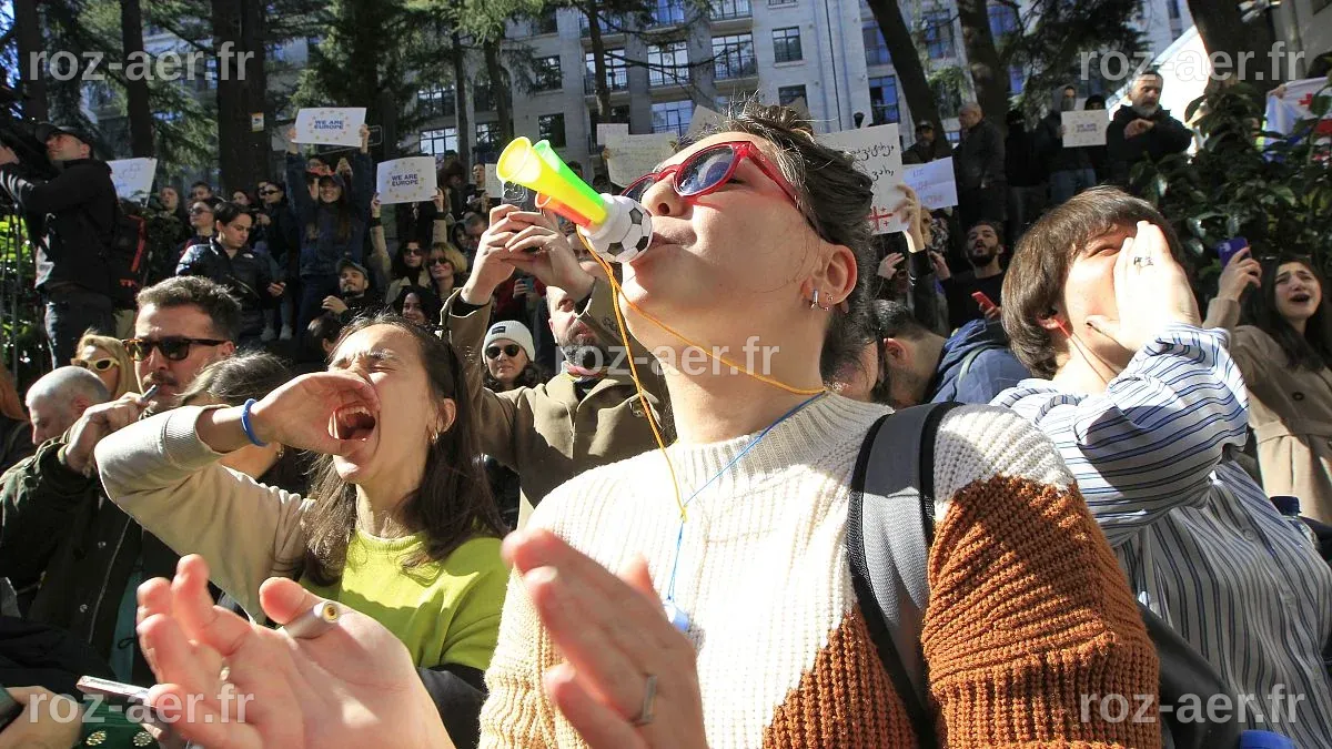 Le parti au pouvoir en Géorgie envisage de soumettre à nouveau un ...