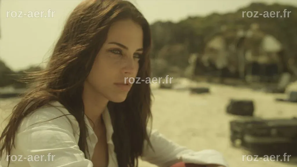 Films et Séries TV avec Jessica Lowndes : Un Voyage à Travers sa Carrière
