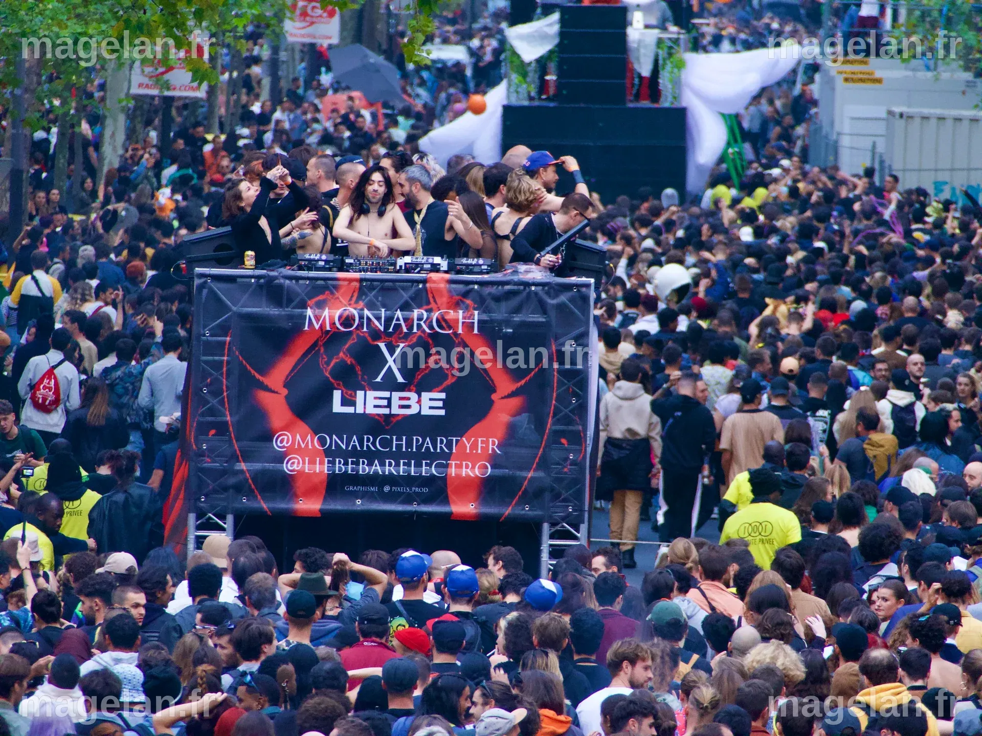 Paris: La Techno Parade de retour - IMPACT EUROPEAN