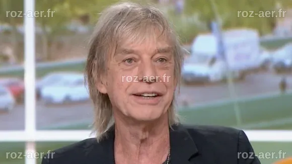 Jean-Louis Aubert : Son grand fils Arthur fait une rare apparition, il ...