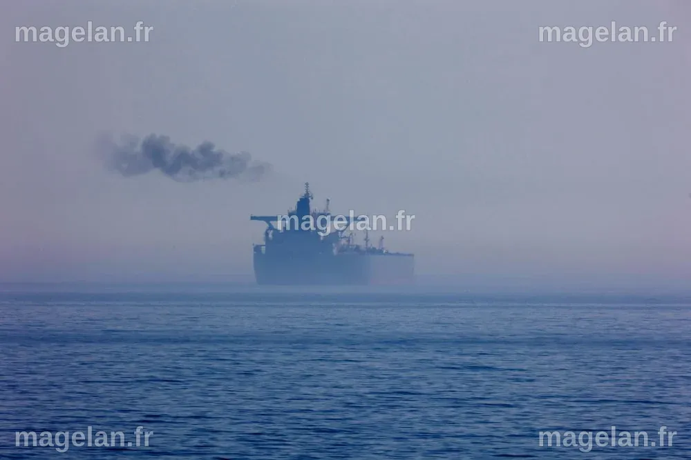Flotte fantôme russe : la raffinerie de Mittal aurait reçu 277 millions ...
