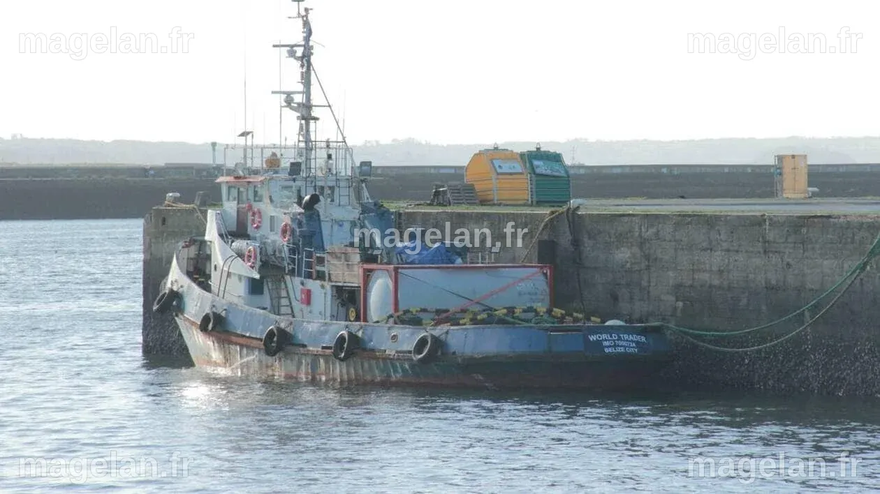 À Brest, la situation du remorqueur poubelle « World Trader » et de ses ...