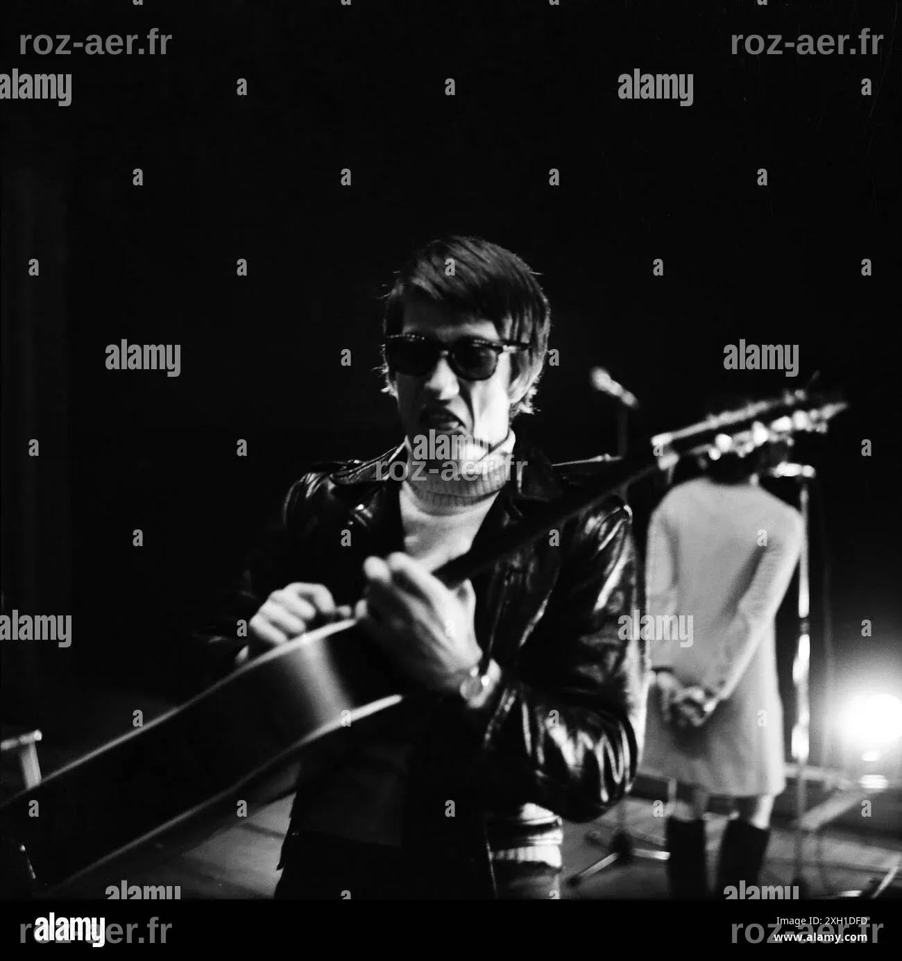 French singer Jacques Dutronc performing at Maisons-Alfort concert hall ...