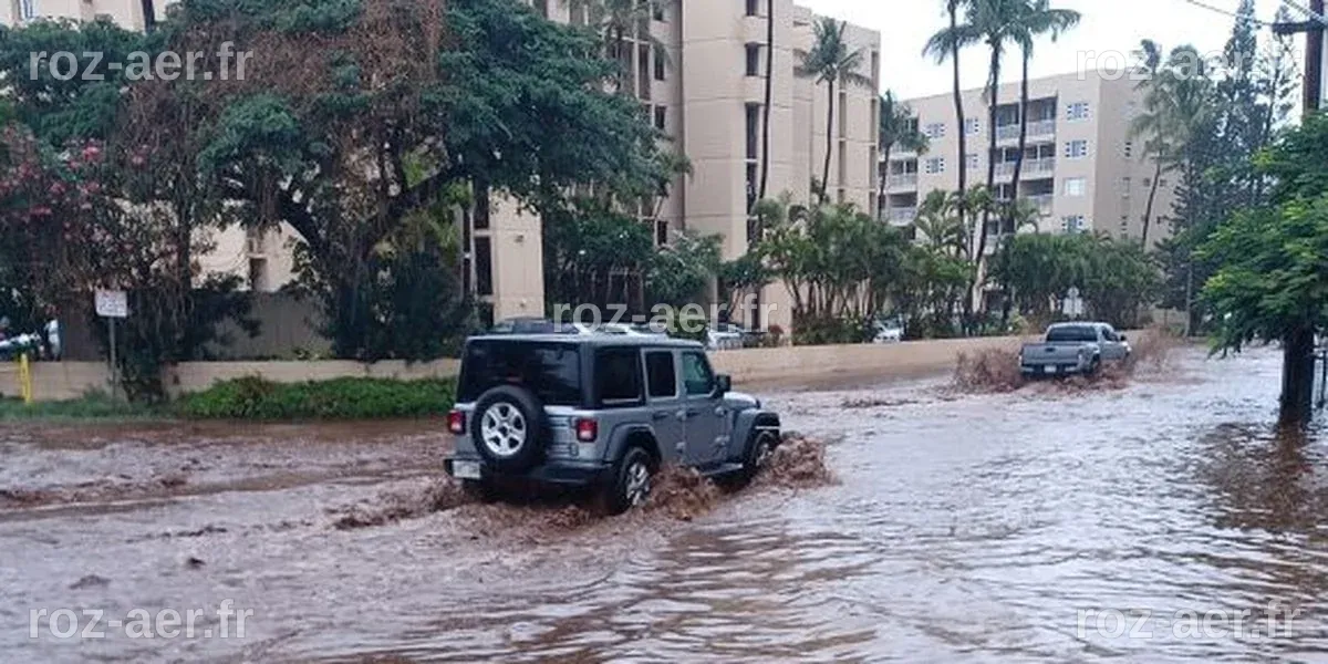 Molokai flash flood warning extended as heavy showers continue : r/Molokai
