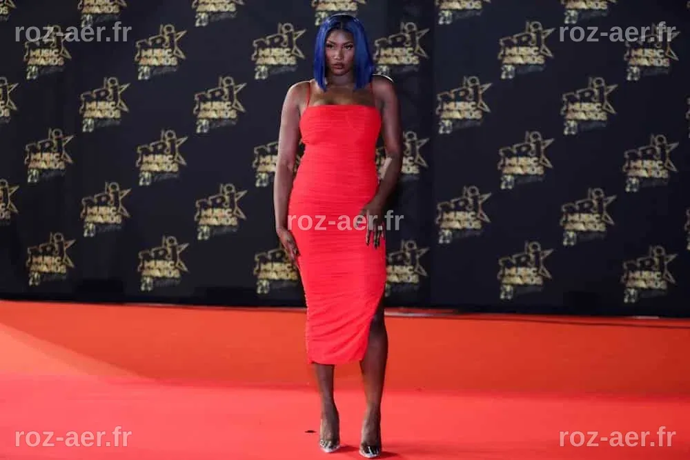 Aya Nakamura Taille Et Poids