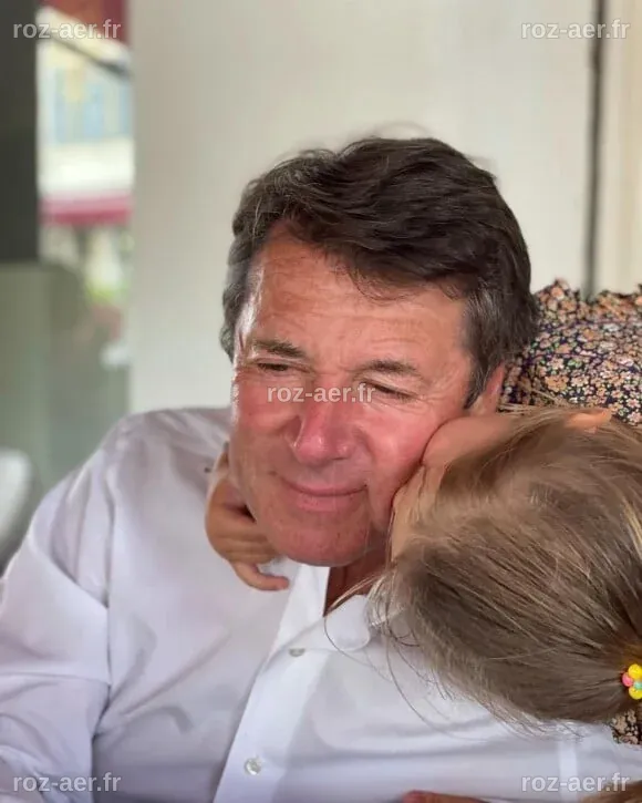Photo : Laura Tenoudji partage une photo de son mari Christian Estrosi ...