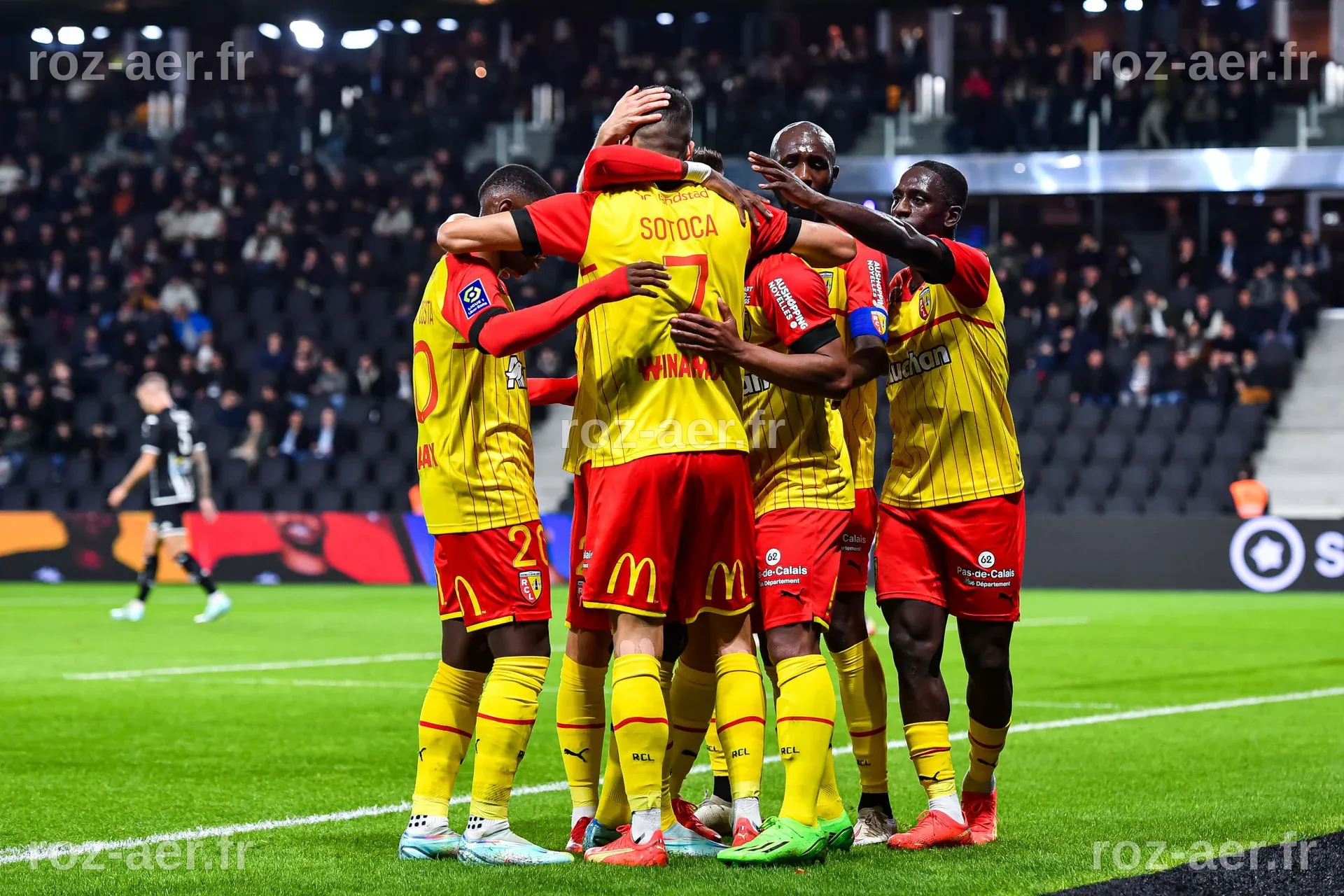 L1 (J14) : Lens signe la passe de quatre à Angers et conforte sa ...