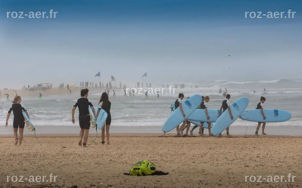 Dans les Landes, l’engouement pour le surf fait des vagues - La ...