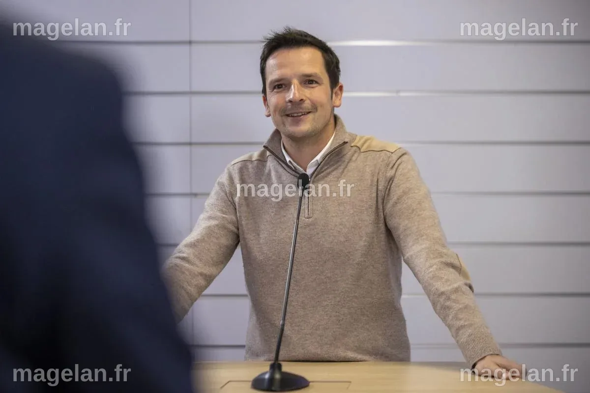 Mécontent du licenciement de Landreau, Morgan Berger boycotte les ...