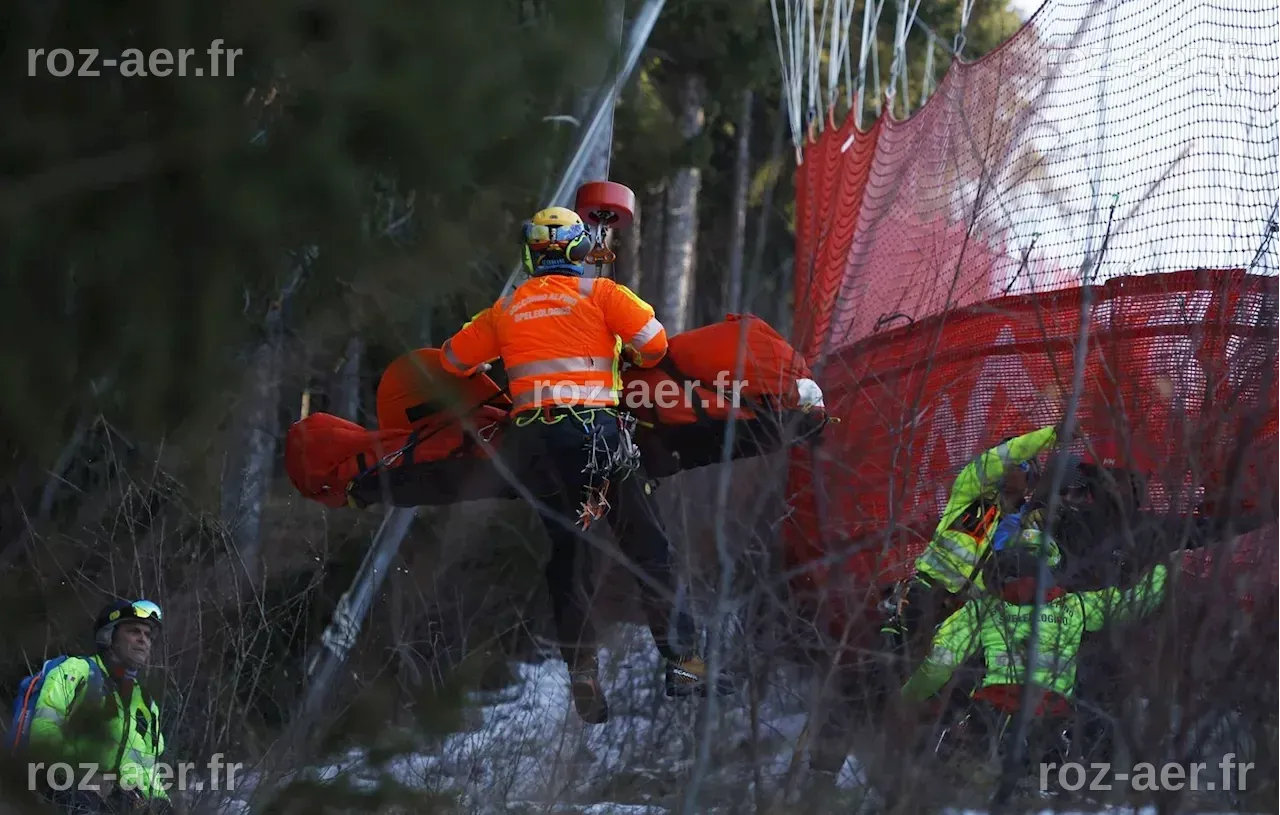 Chute spectaculaire pour Cyprien Sarrazin à Bormio | SPORT