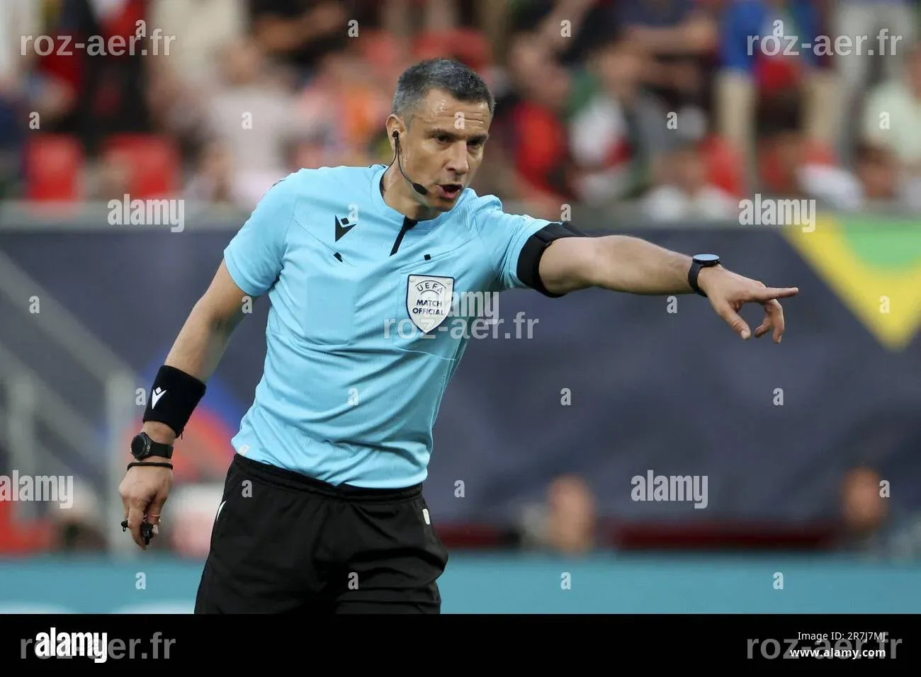 Slavko Vincic : Portrait de l'arbitre du choc Chelsea-PSG en huitièmes de finale de la Ligue des champions