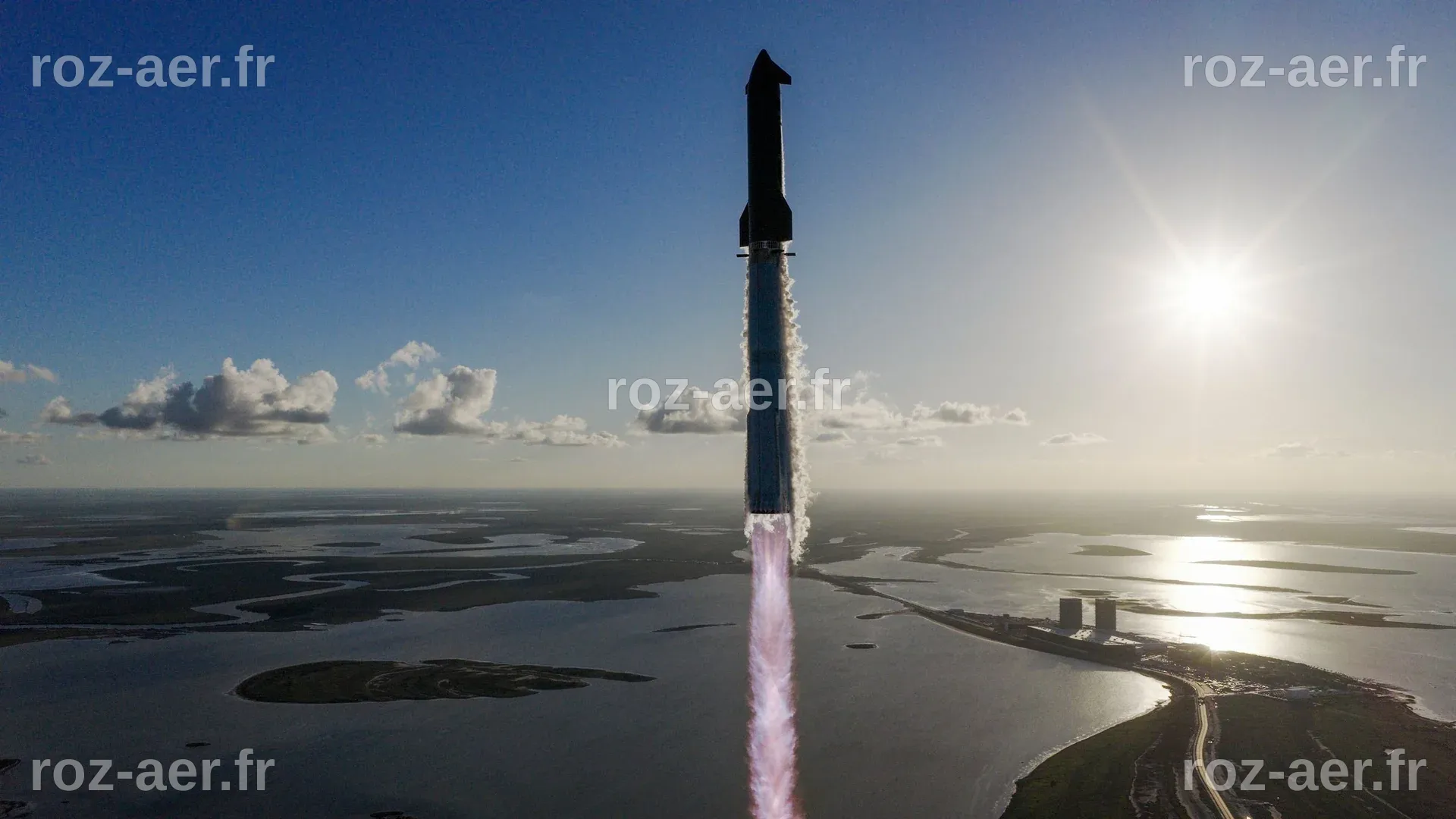 SpaceX prévoit de déposer une demande d'introduction en bourse dès cette semaine, selon The Information