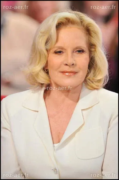 Sylvie Vartan Aujourd'hui : Âge, Vie et Carrière d'une Icône de la Chanson Française