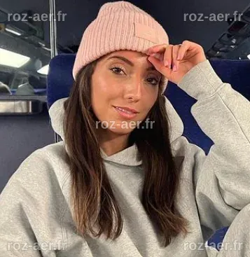 Who Is Tiziri Digne? Meet Lucas Digne Wife, Age, Relationship ...