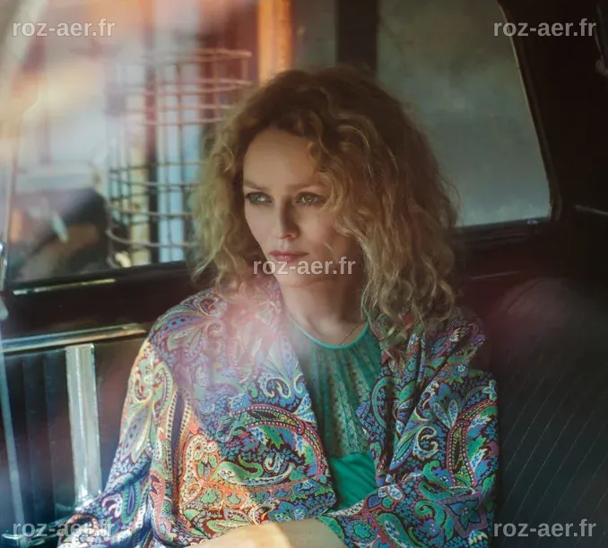 Vanessa Paradis Taille