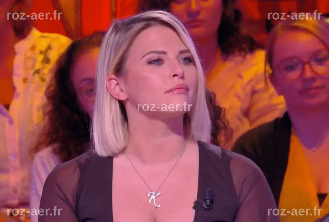Kelly Vedovelli pousse un gros coup de g*eule dans TPMP suite aux ...