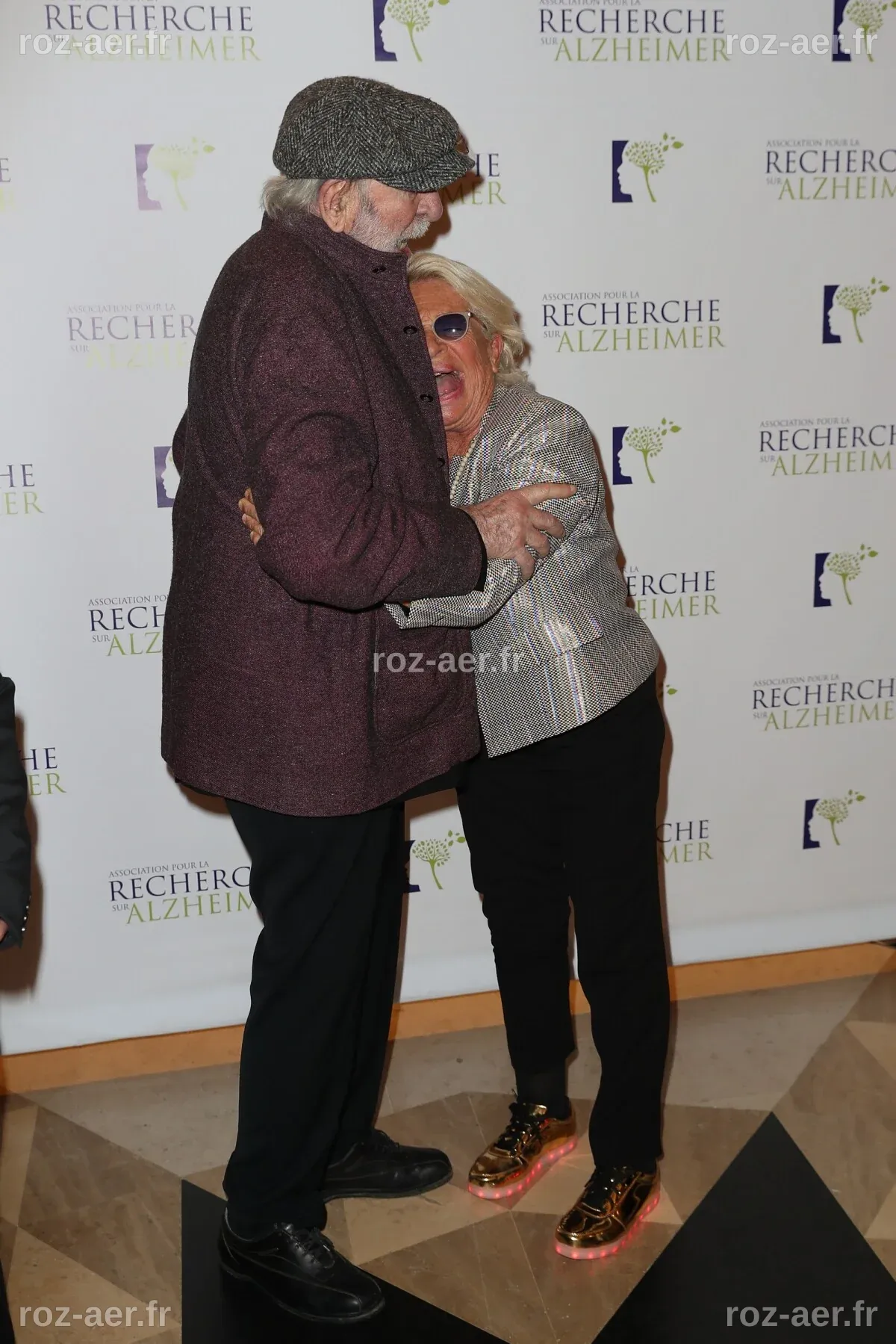Photo : Véronique de Villèle et Jean-Pierre Marielle lors du photocall ...
