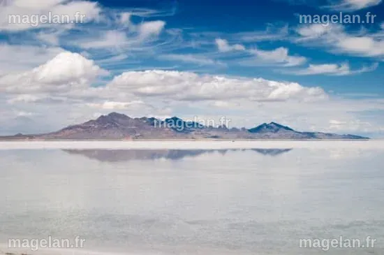Grand Lac Salé en anglais Great Salt Lake - LAROUSSE