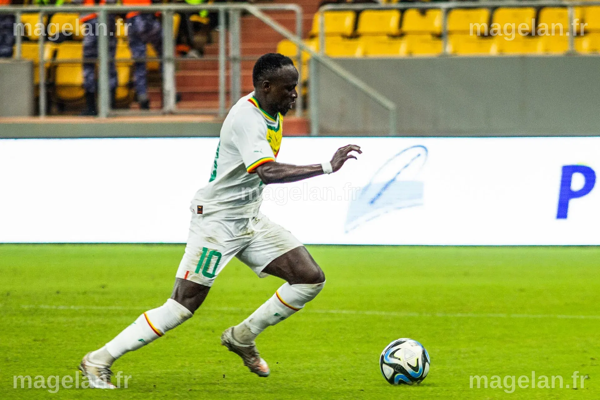 La nouvelle œuvre de charité de Sadio Mané changera la vie de milliers ...