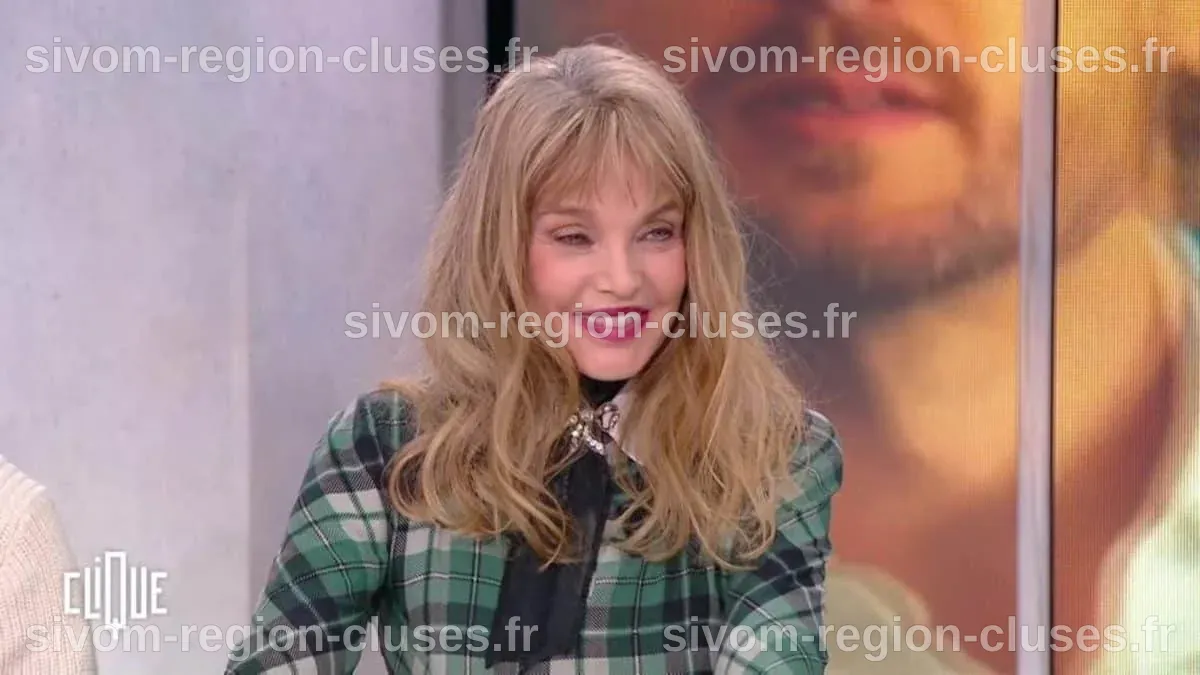 "J'étais obsédée" : Arielle Dombasle fait une confidence sur son ...
