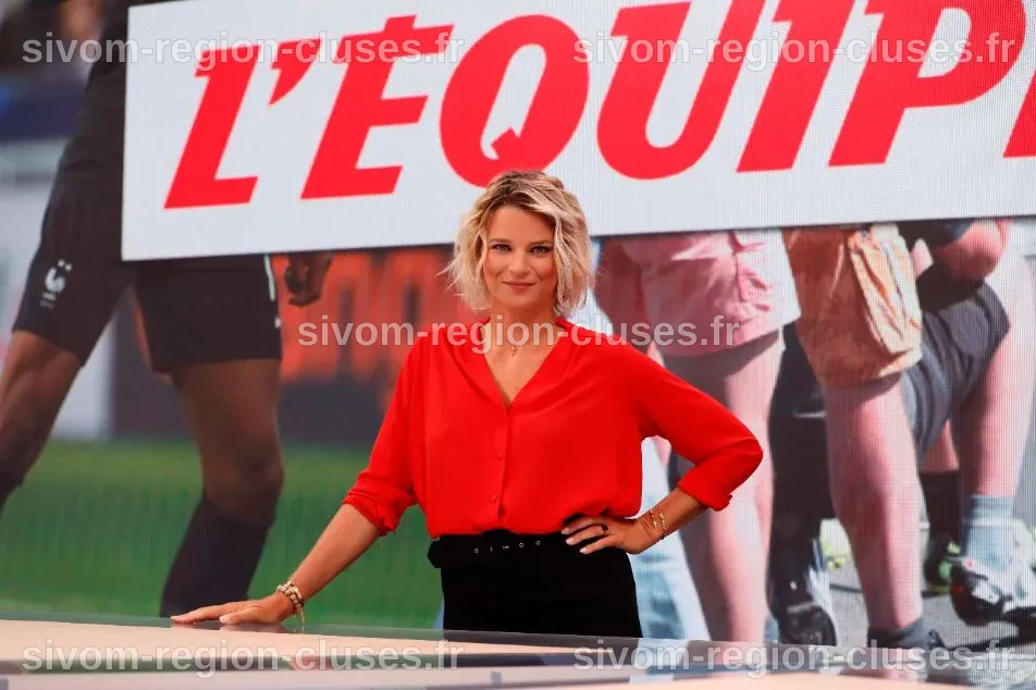 Médias : France Pierron, le nouveau visage du journalisme sportif - Dis ...