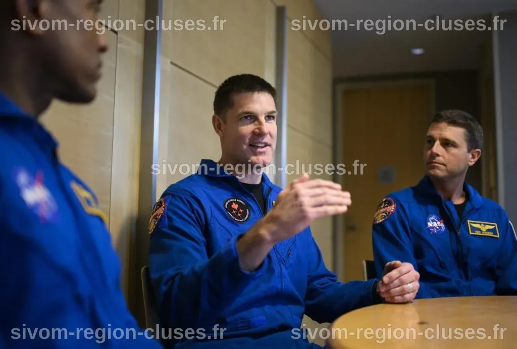 La mission lunaire pourrait inspirer le Canada, selon les astronautes d ...