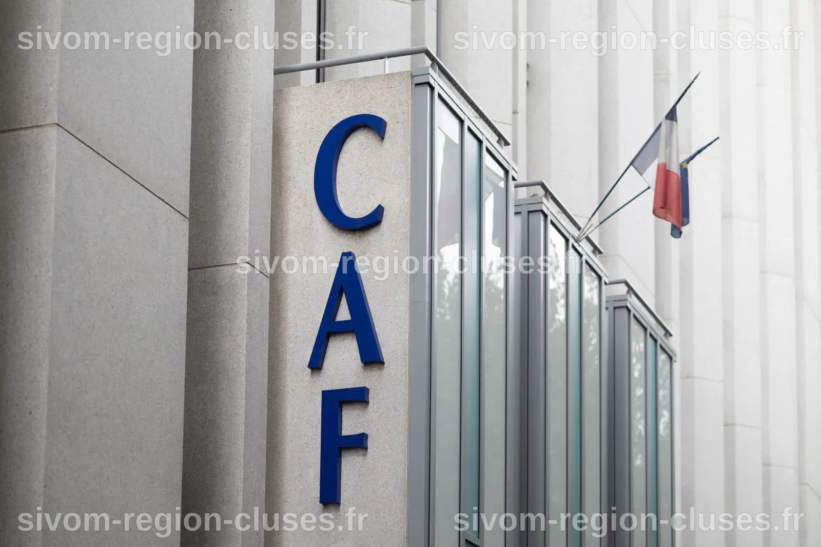 « Quand la CAF et le Fisc traquent les militant.e.s » : « Le Média » a ...
