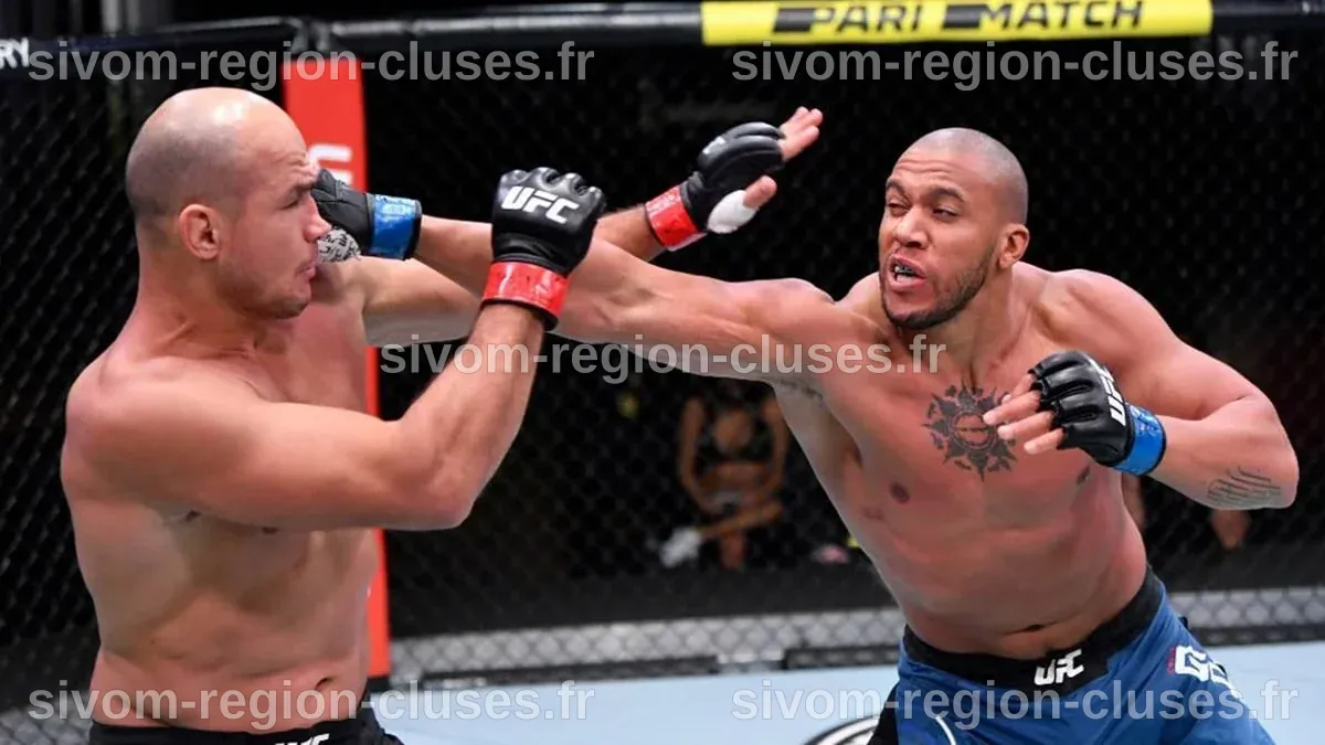 Un ancien champion de l'UFC affiche un physique monstrueux