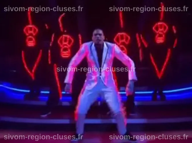 Vidéo : Chris Brown réalise une performance monumentale à Danse avec ...