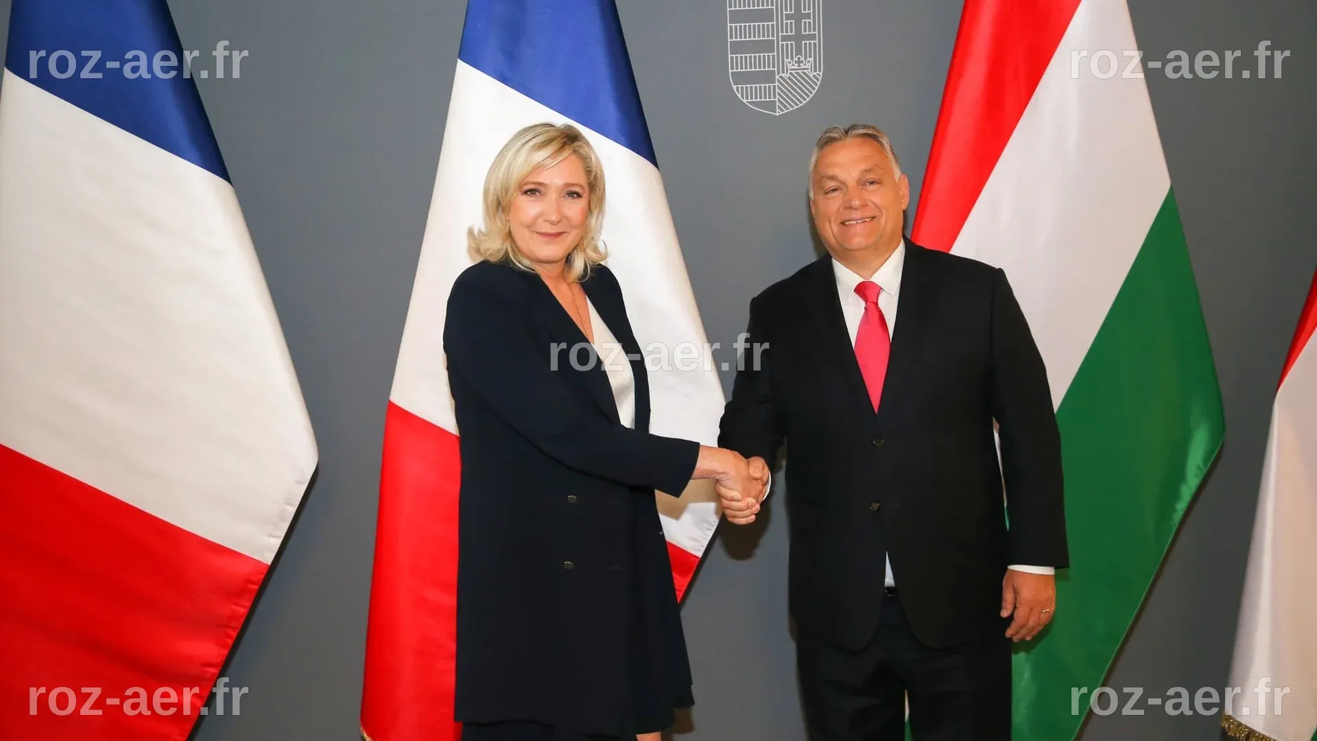Marine Le Pen en opération séduction avec Viktor Orban en Hongrie