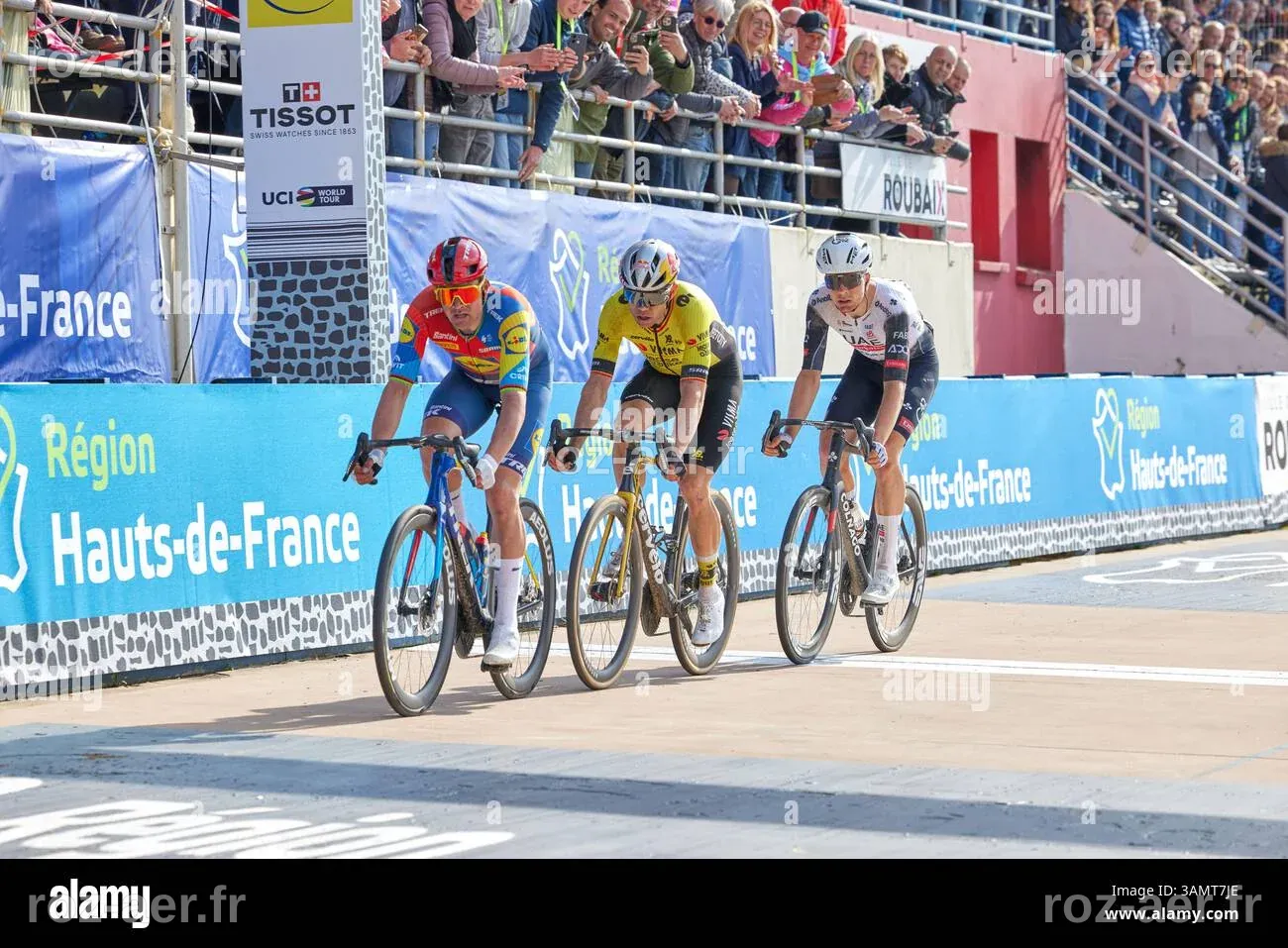 Paris Roubaix 2025 This picture Mads Pedersen, Wout van Aert, Florian ...