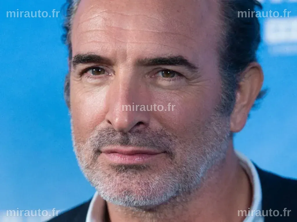 Jean Dujardin s'exprime sur la controverse entourant son dernier film : "Le cinéma a aussi un rôle social"
