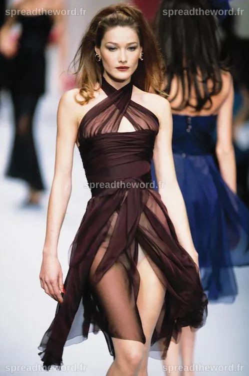 Carla Bruni Height, Weight, Age, Spouse, Family, Facts, Biography