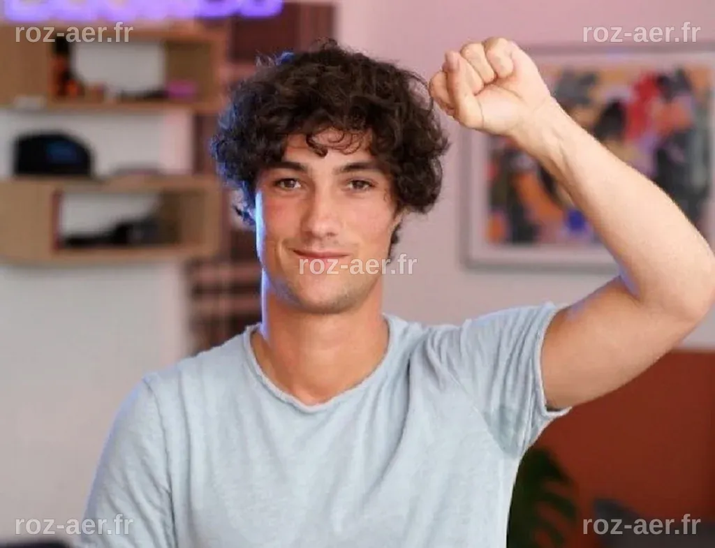 Pablo Pillaud-Vivien Parents Ethnicity Siblings And Family
