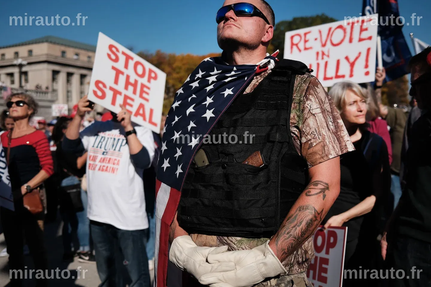 Les Républicains dénoncent la poussée 'épuisante' des pouvoirs de guerre des Démocrates
